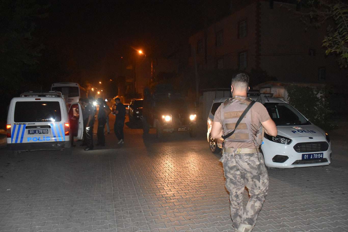 Adana'da ses bombası atan bir kişi yakalandı